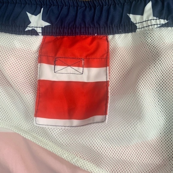 BJ’s Men’s Americana Swim Shorts Size XXL Red White & Blue SPF 30+ 3 Pockets NEW - Picture 9 of 9